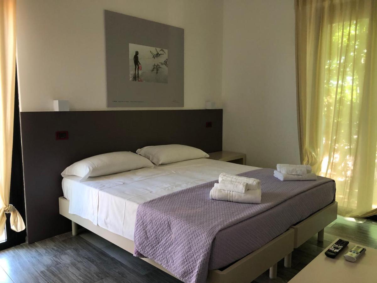 Vinsea Hotel เบลลาเรีย-อีเจอา มารีนา ภายนอก รูปภาพ