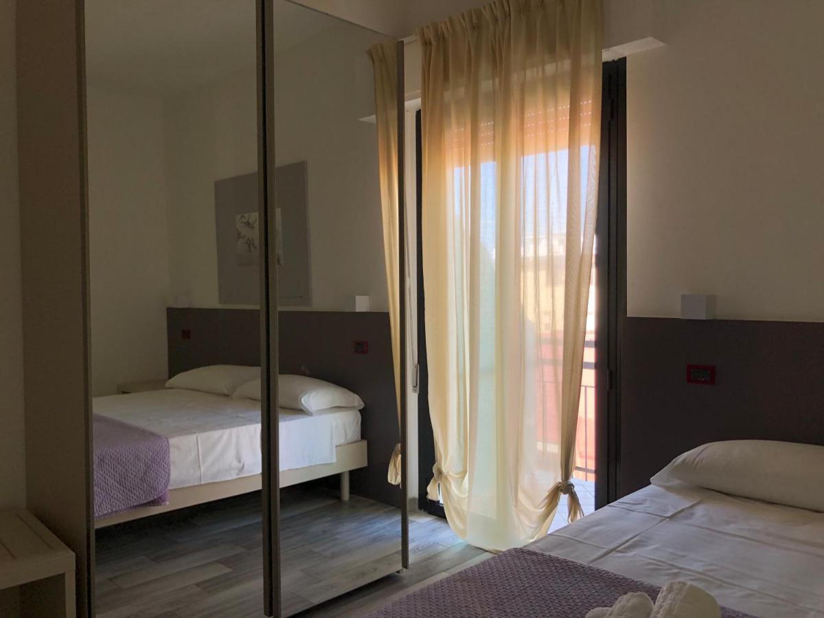 Vinsea Hotel เบลลาเรีย-อีเจอา มารีนา ภายนอก รูปภาพ