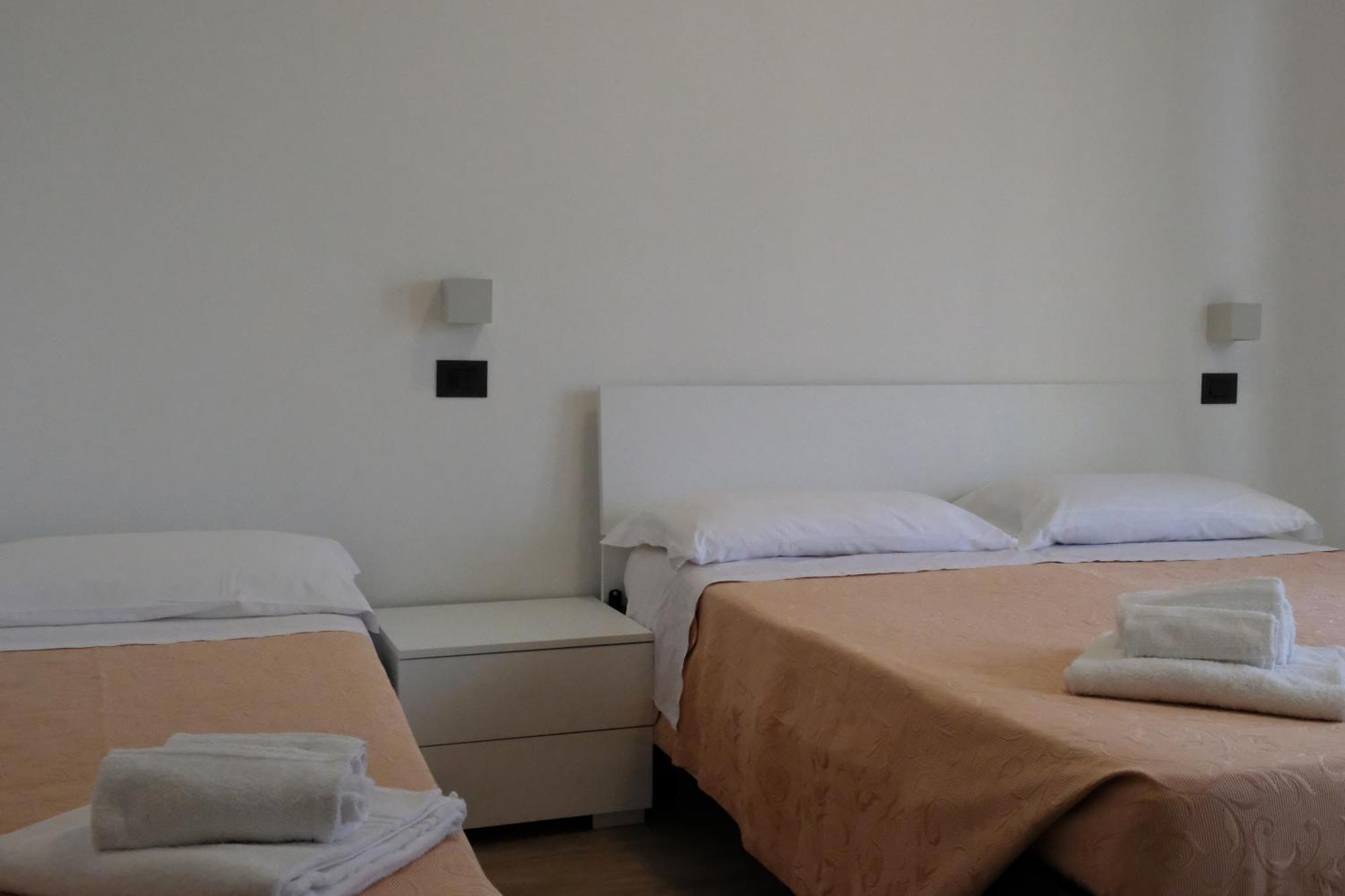 Vinsea Hotel เบลลาเรีย-อีเจอา มารีนา ภายนอก รูปภาพ