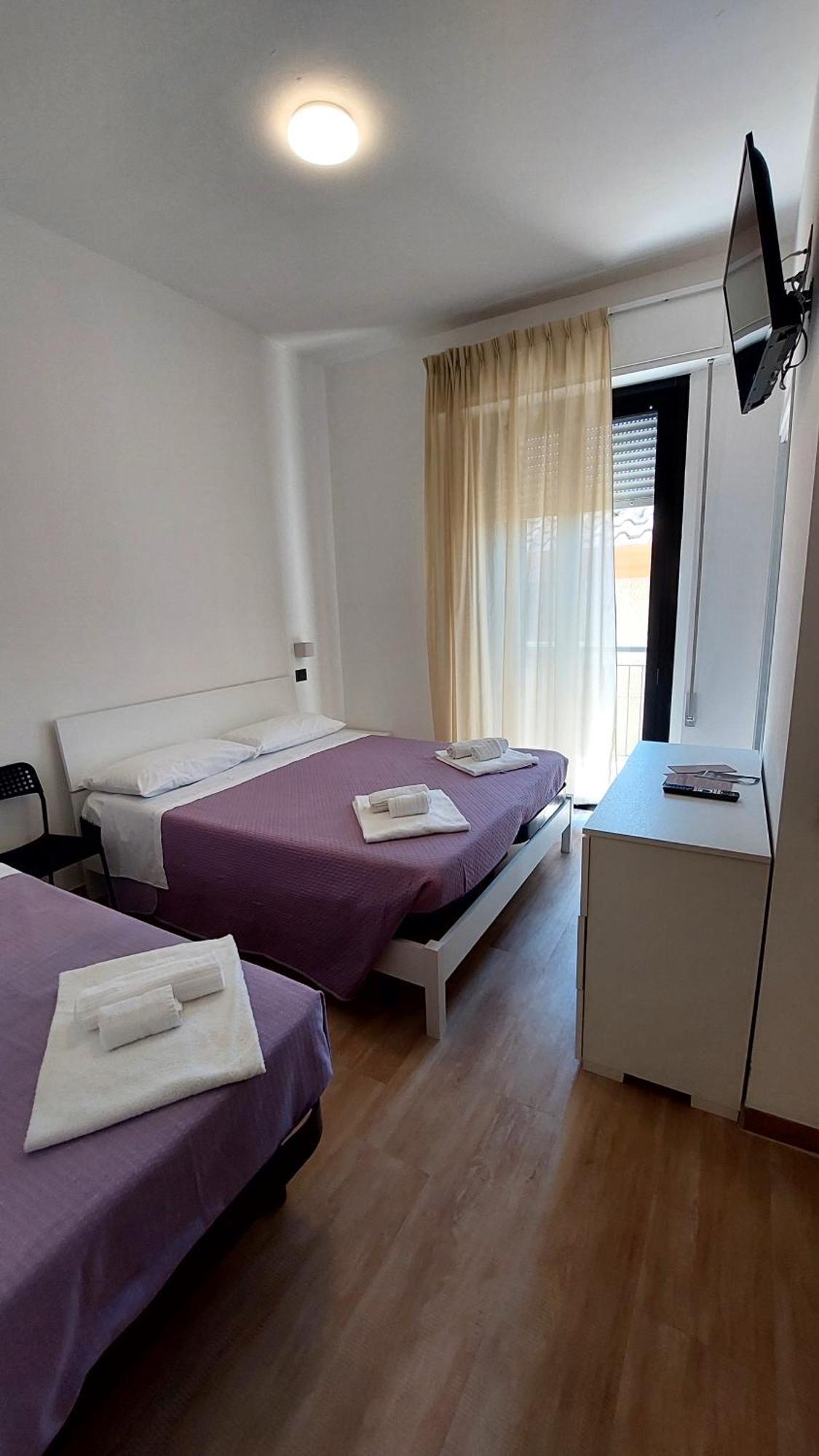 Vinsea Hotel เบลลาเรีย-อีเจอา มารีนา ภายนอก รูปภาพ