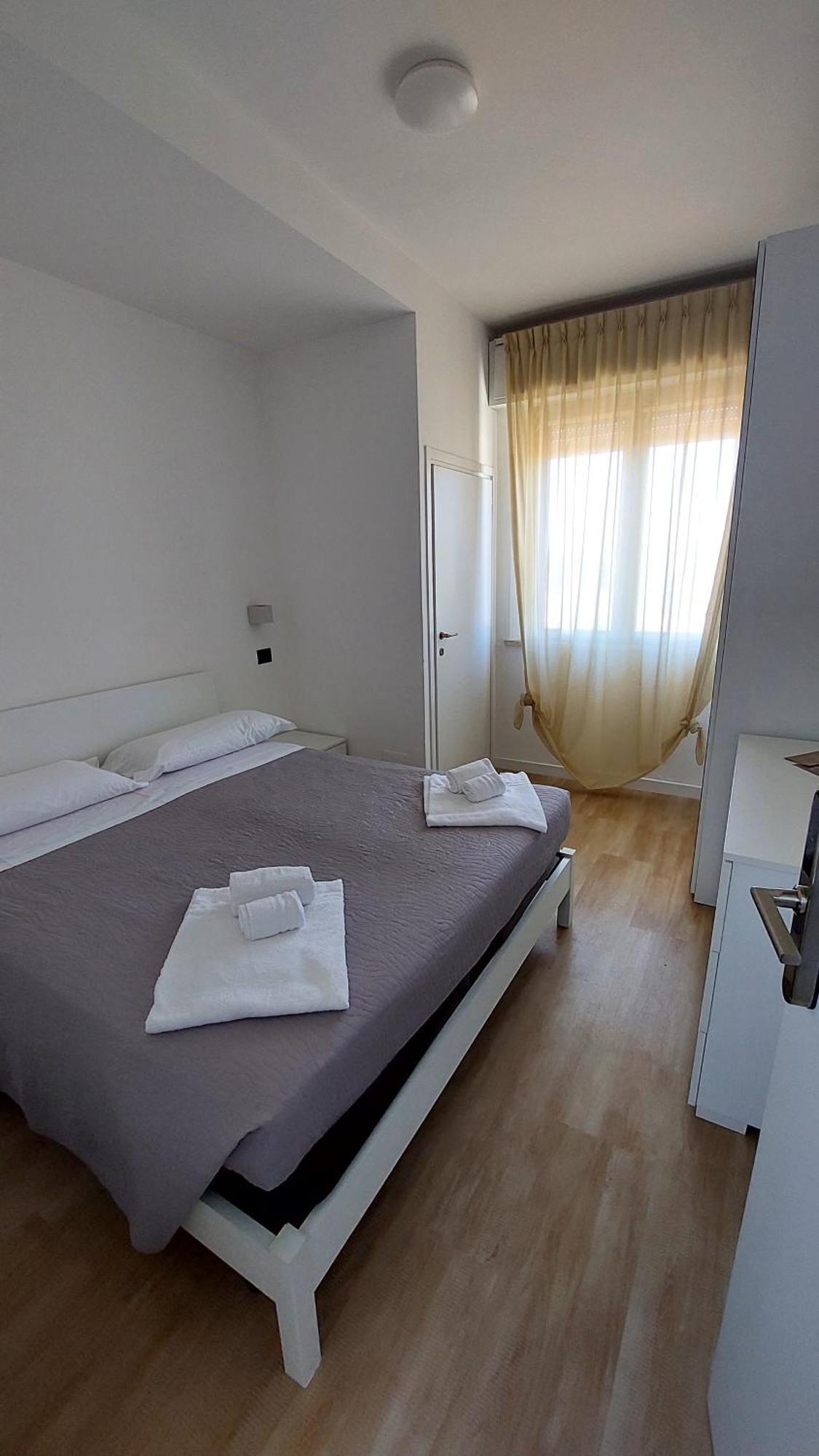 Vinsea Hotel เบลลาเรีย-อีเจอา มารีนา ภายนอก รูปภาพ
