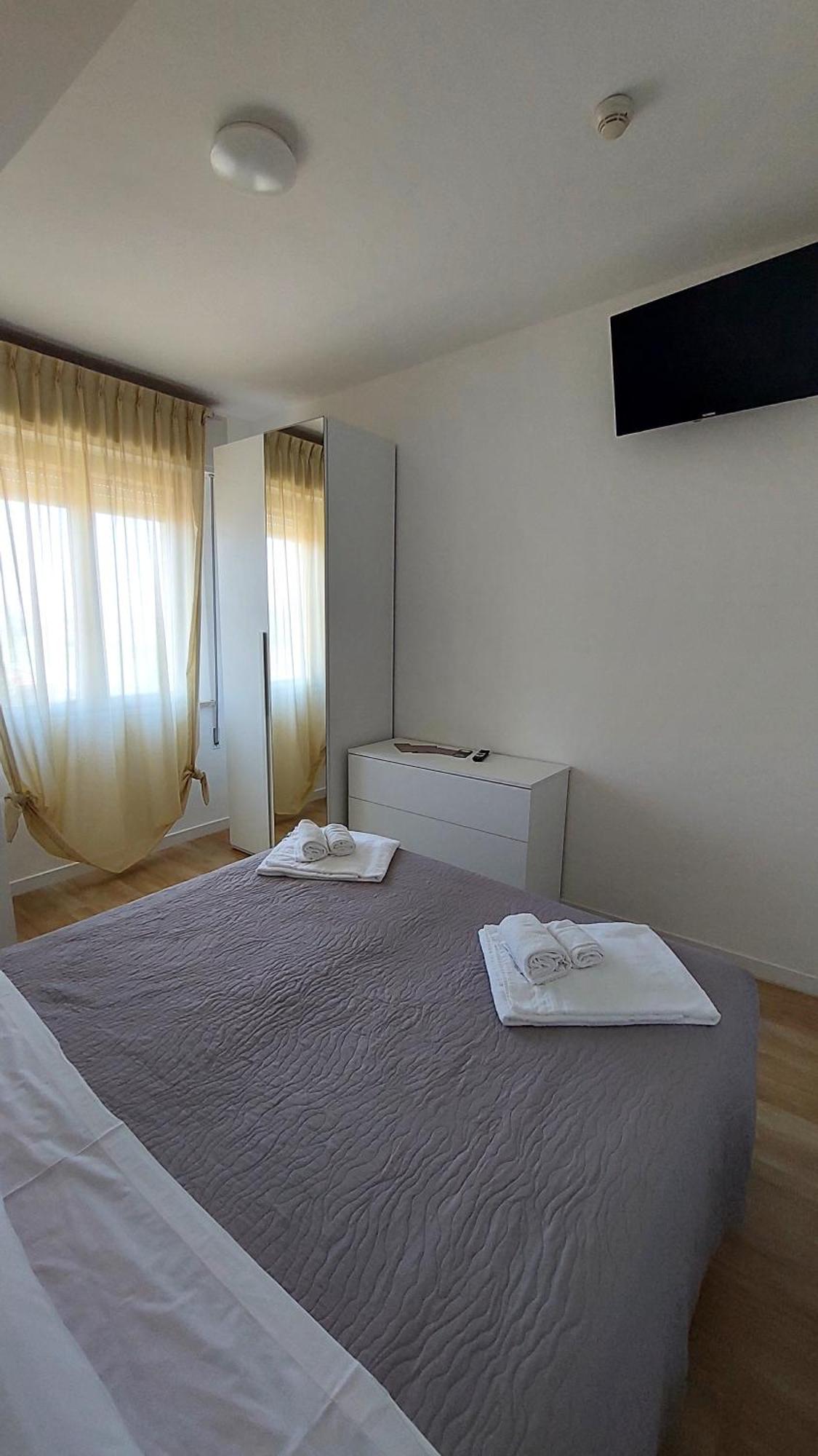 Vinsea Hotel เบลลาเรีย-อีเจอา มารีนา ภายนอก รูปภาพ
