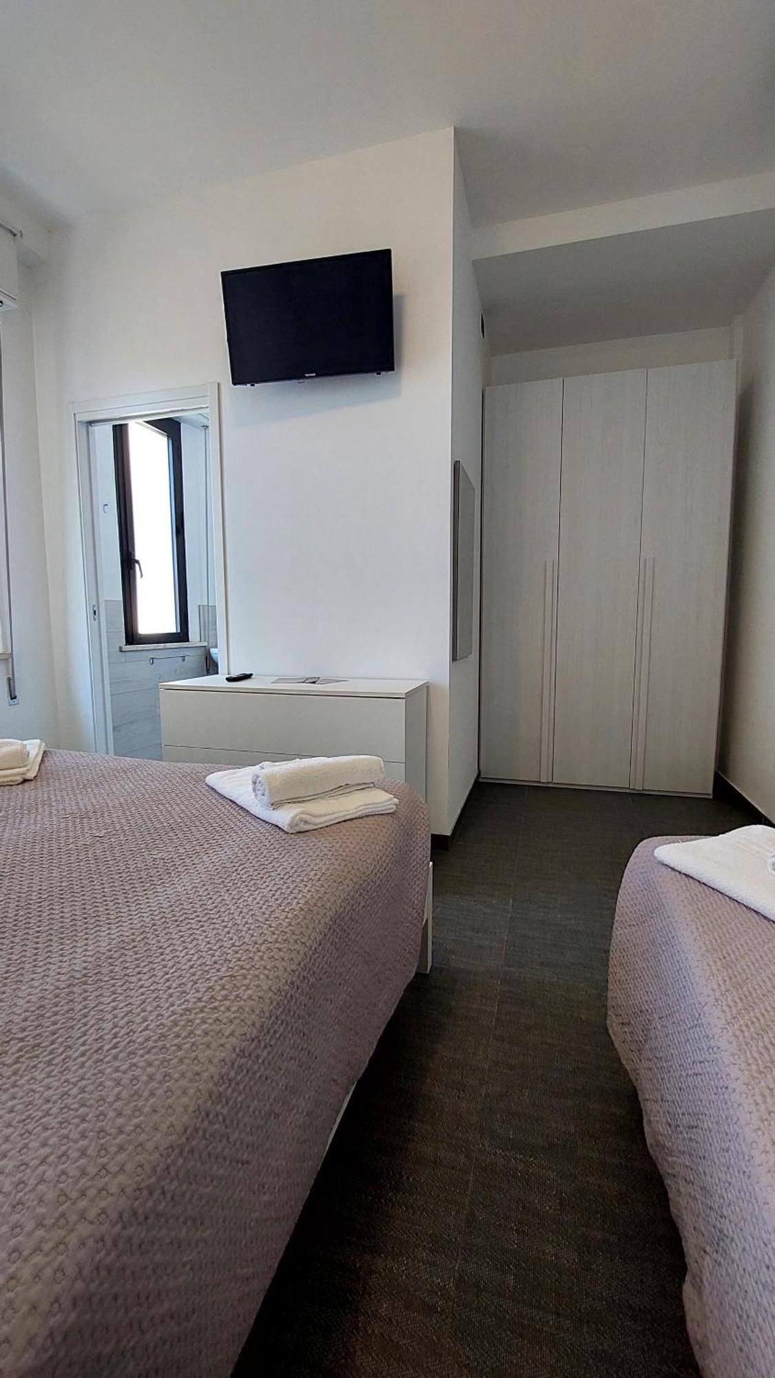 Vinsea Hotel เบลลาเรีย-อีเจอา มารีนา ภายนอก รูปภาพ